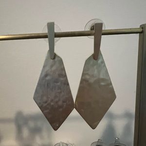 KS limited time gold earrings